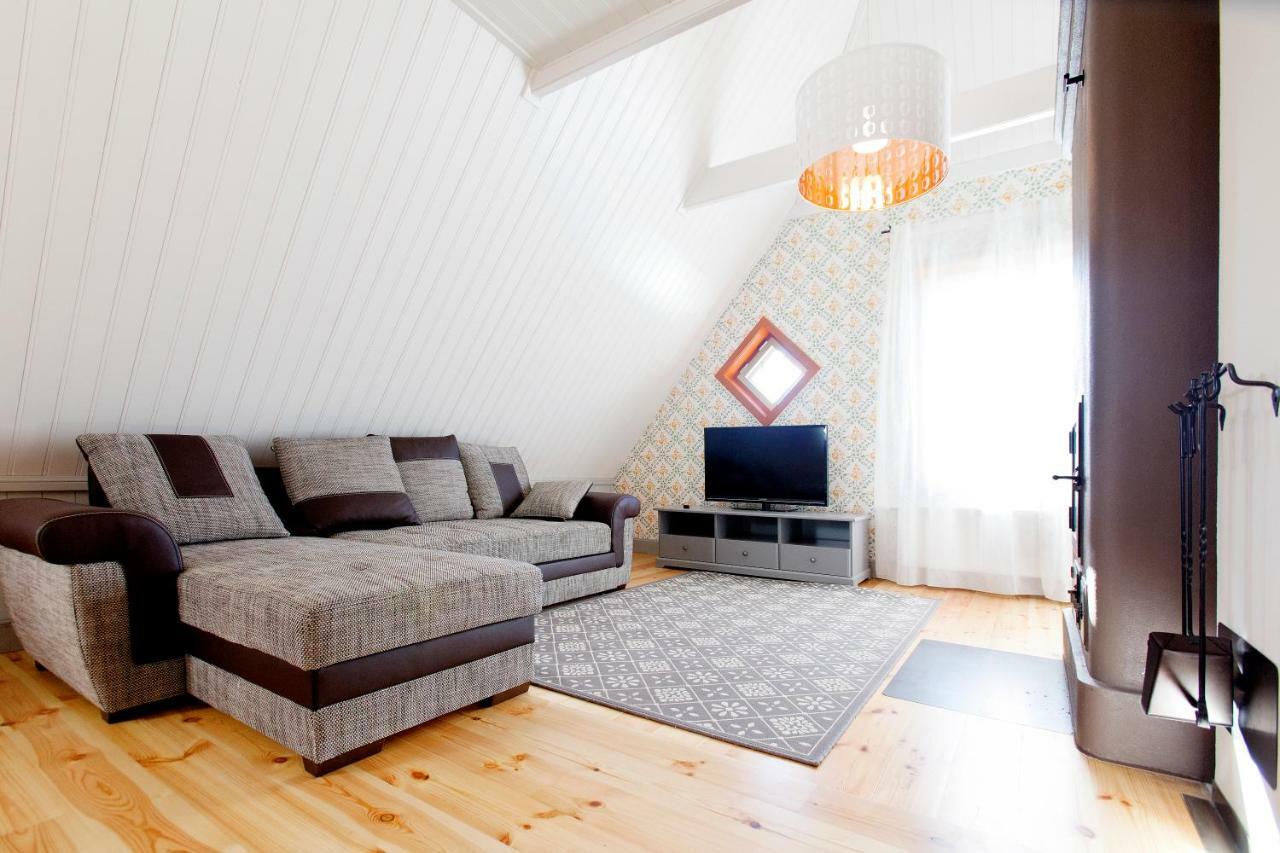 Osel Apartment Kuressaare Bagian luar foto